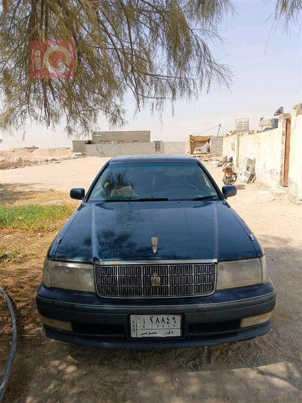 تويوتا كراون 1990 للبيع في العراق - صفوان